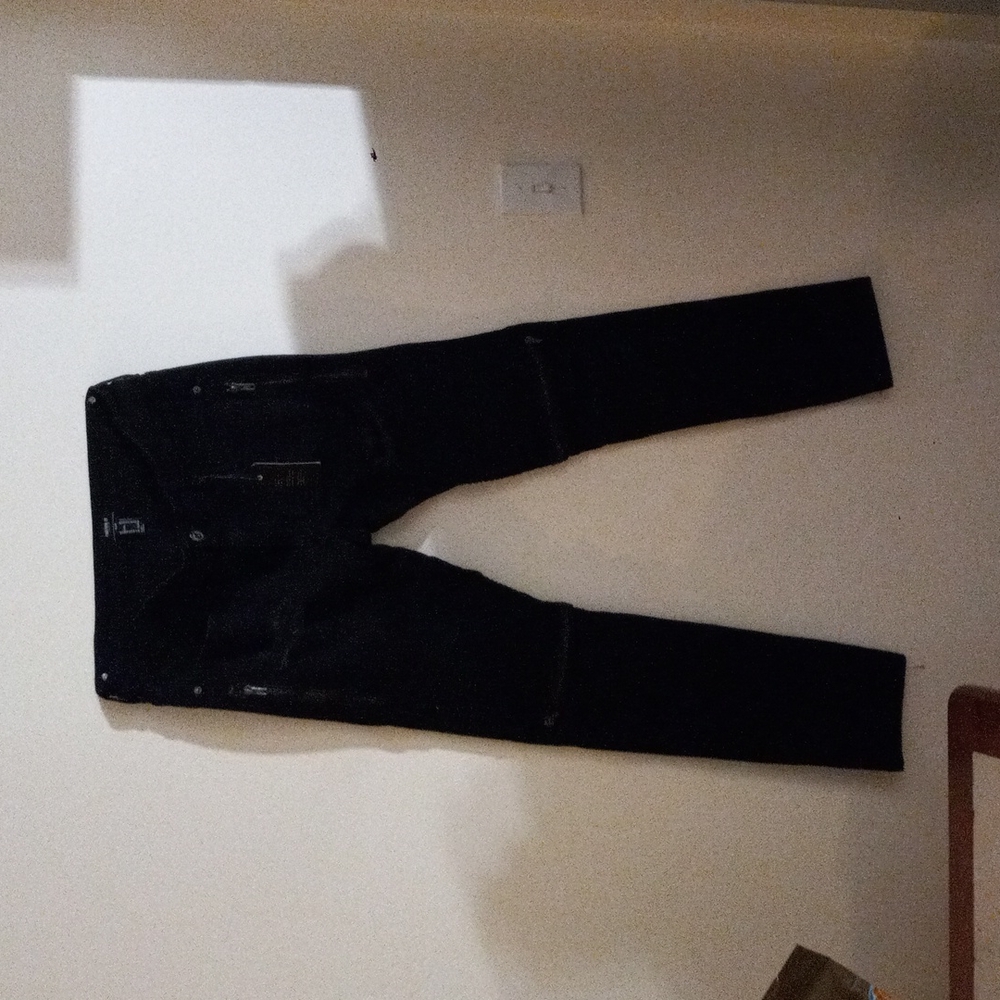 Forever 21 Large Black